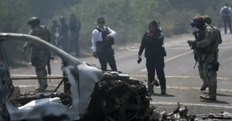 fallecen 28 militares